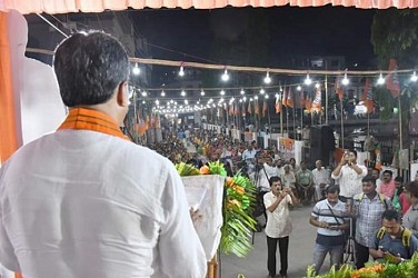 CM Dr. Manik Saha addressing a rally at Santipara. TIWN Pic April 13